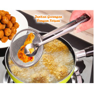 Jepitan Gorengan Dengan Saringan Minyak Tirisan