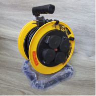 Kenmaster Kabel Roll 25 Meter 3 x 1 mm - Kabel Rol 4 Lubang