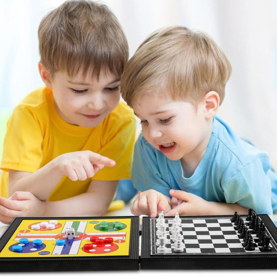 Mainan 5 in 1 Magnetic Board Catur Ludo Halma Ular Tangga